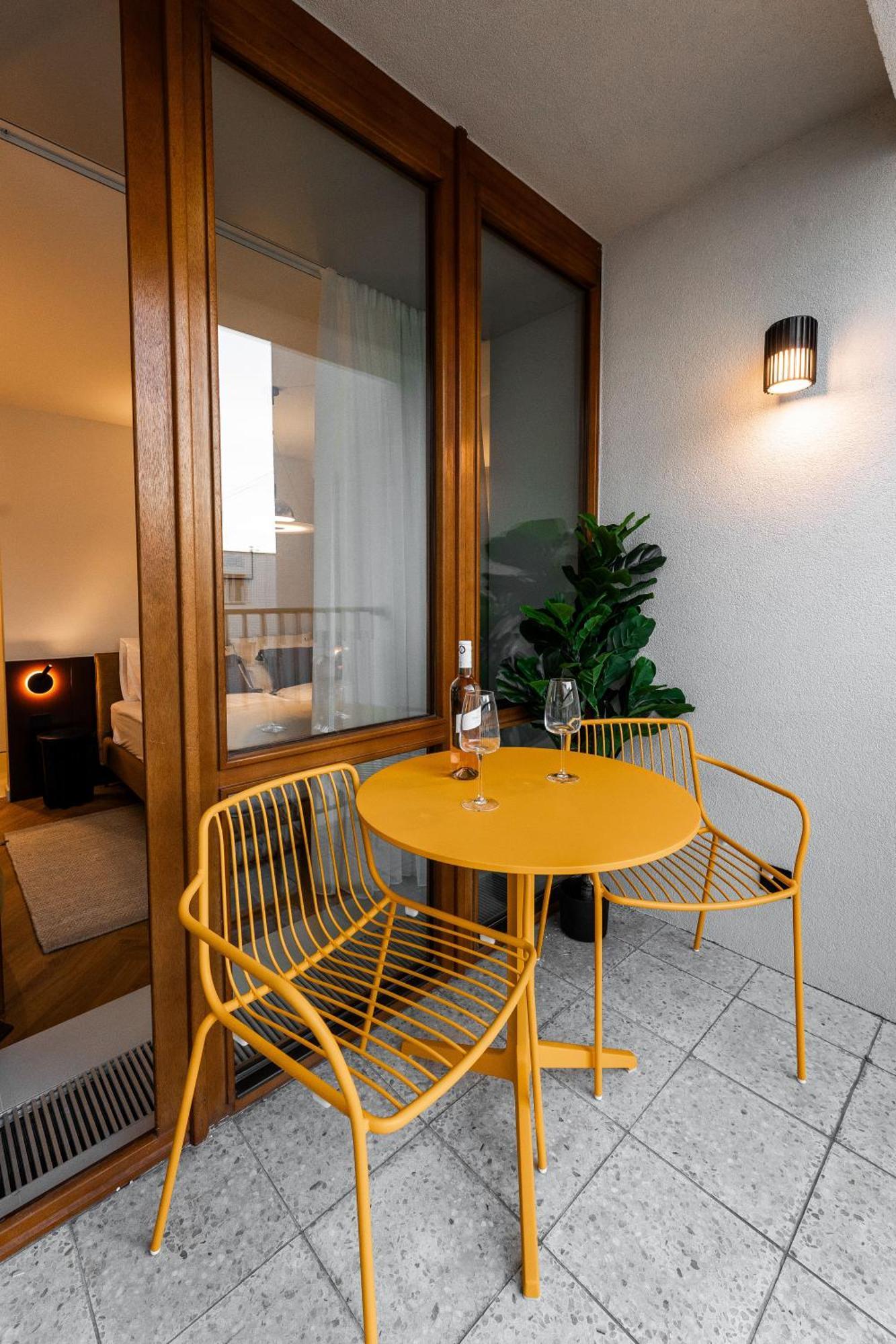 Catalog Boutique Rooms Μπρατισλάβα Εξωτερικό φωτογραφία